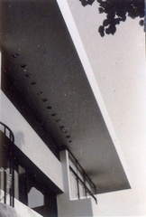 9e